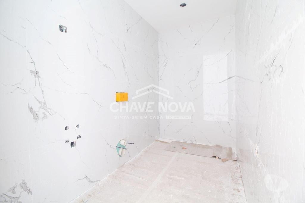 Apartamentos a venda Vila Nova de Gaia - Fotos para Apartamento T2 Novo c Piscina e Lugar de Garagem em Canidelo