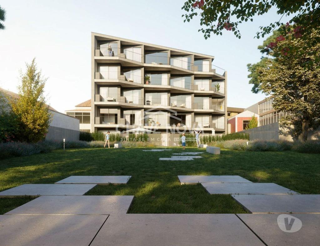 Apartamentos a venda Vila Nova de Gaia - Fotos para Apartamento T2 à Câmara de Vila Nova Gaia Linha metro (AR 04489)