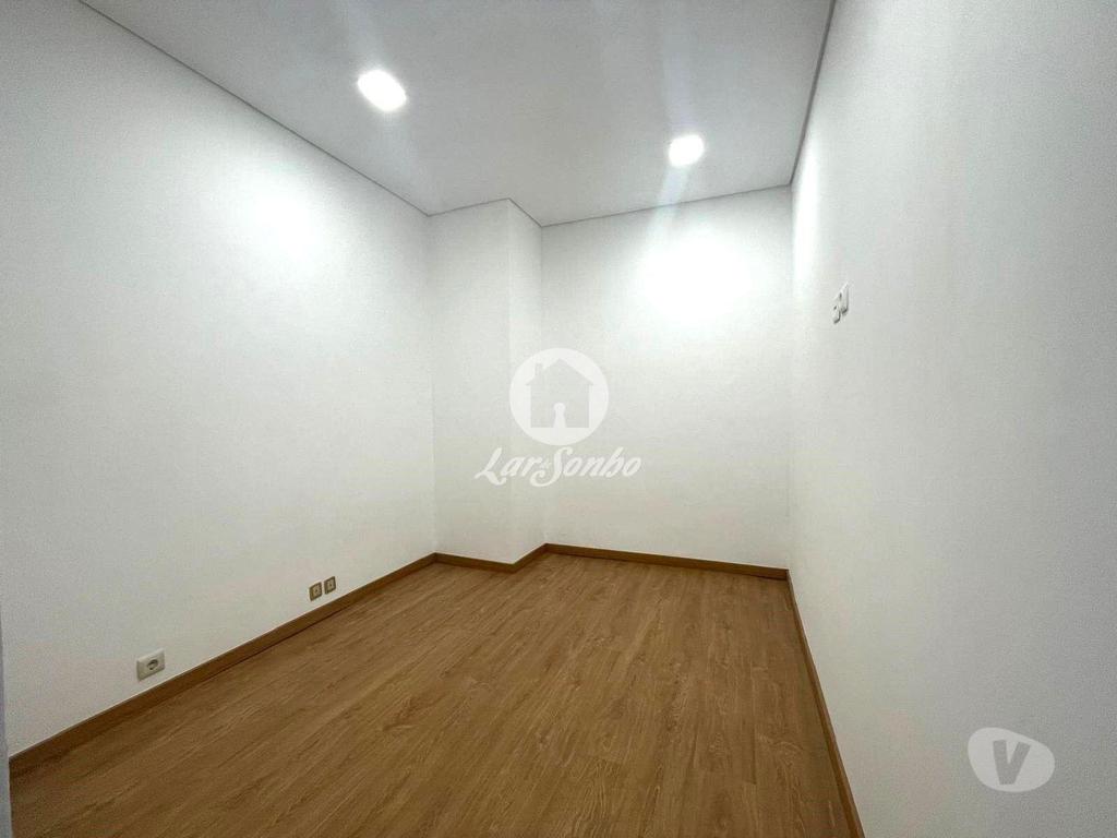 Apartamentos a venda Póvoa de Varzim - Fotos para Apartamento T1+1 remodelado em zona balnear da Póvoa de Varzim