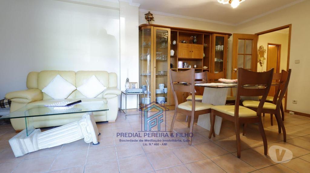 Apartamentos a venda Gondomar - Fotos para Gondomar-Apartamento T3 - Baguim Próx. Metro Campaínha (T31560)