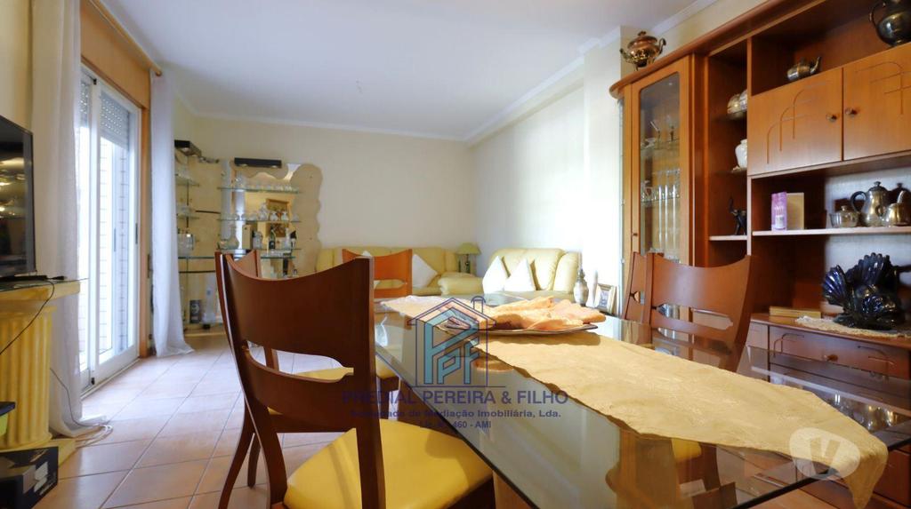 Apartamentos a venda Gondomar - Fotos para Gondomar-Apartamento T3 - Baguim Próx. Metro Campaínha (T31560)
