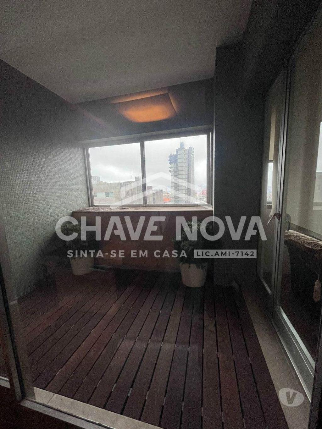 Apartamentos a venda Porto - Fotos para Apartamento T5 na Rua de Gonçalo Cristóvão - Porto (PRTBV 00480)