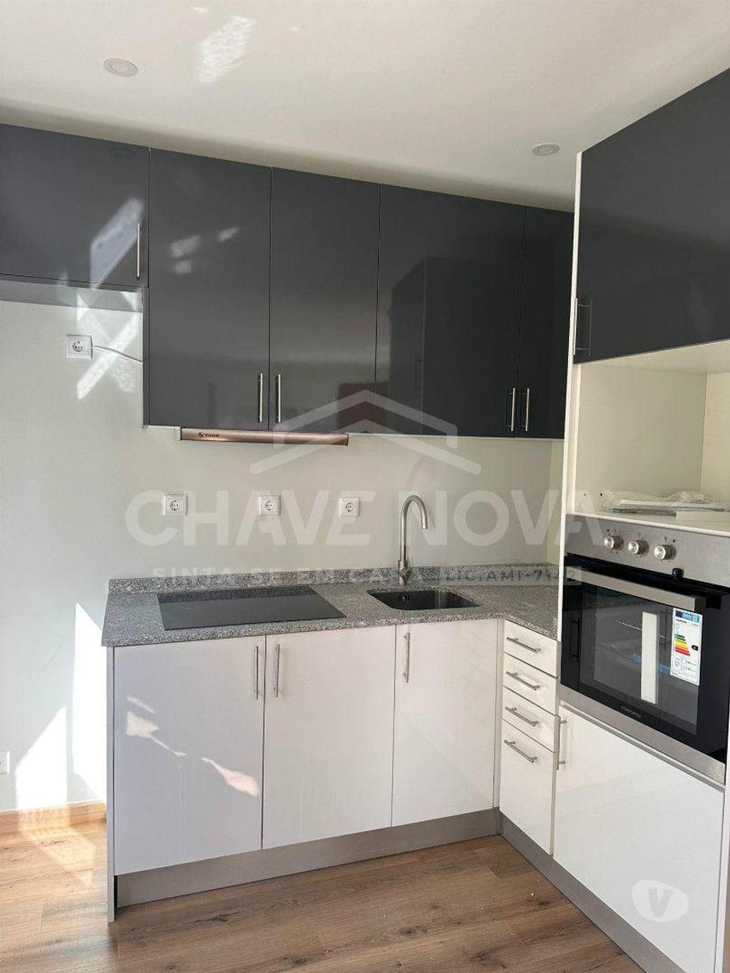 Apartamentos a venda Porto - Fotos para Apartamento T2 duplex em Rua da Restauração Cais das pedras -
