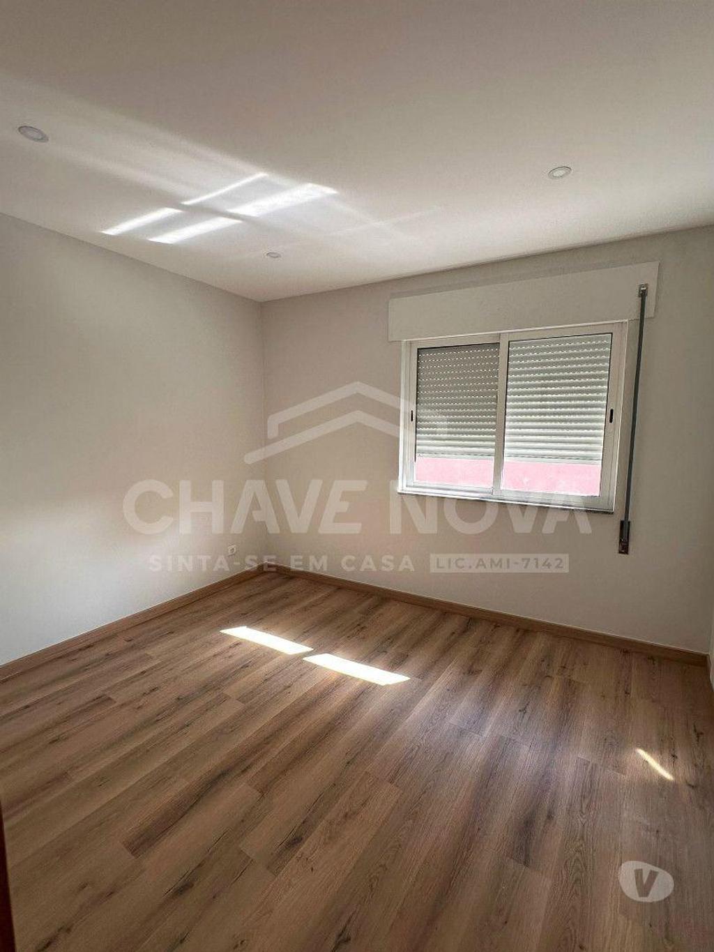 Apartamentos a venda Porto - Fotos para Apartamento T2 duplex em Rua da Restauração Cais das pedras -