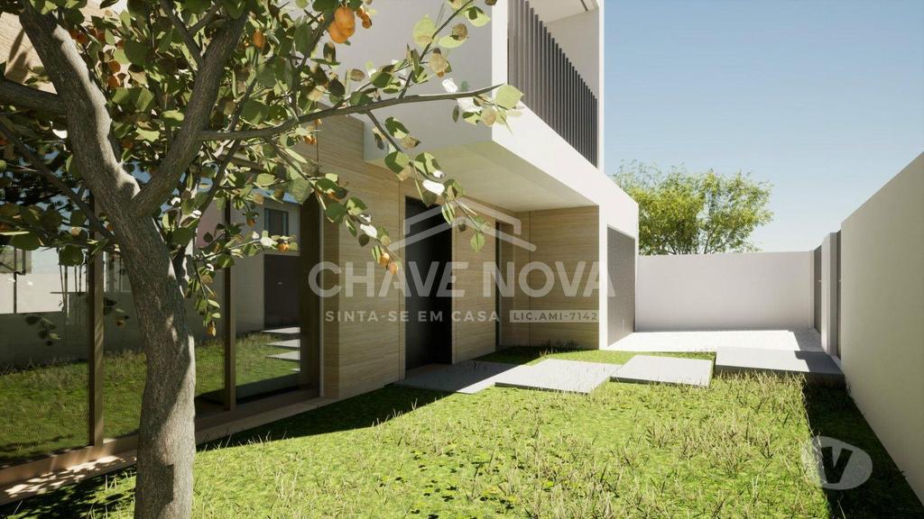 Apartamentos a venda Vila Nova de Gaia - Fotos para Moradia com 3 Suites +1 Nova c Piscina a escassos metros da