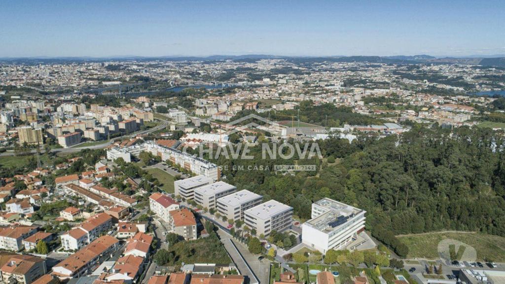 Apartamentos a venda Vila Nova de Gaia - Fotos para Apartamento T2 Novo c Varanda e Garagem em Mafamude (Quinta de