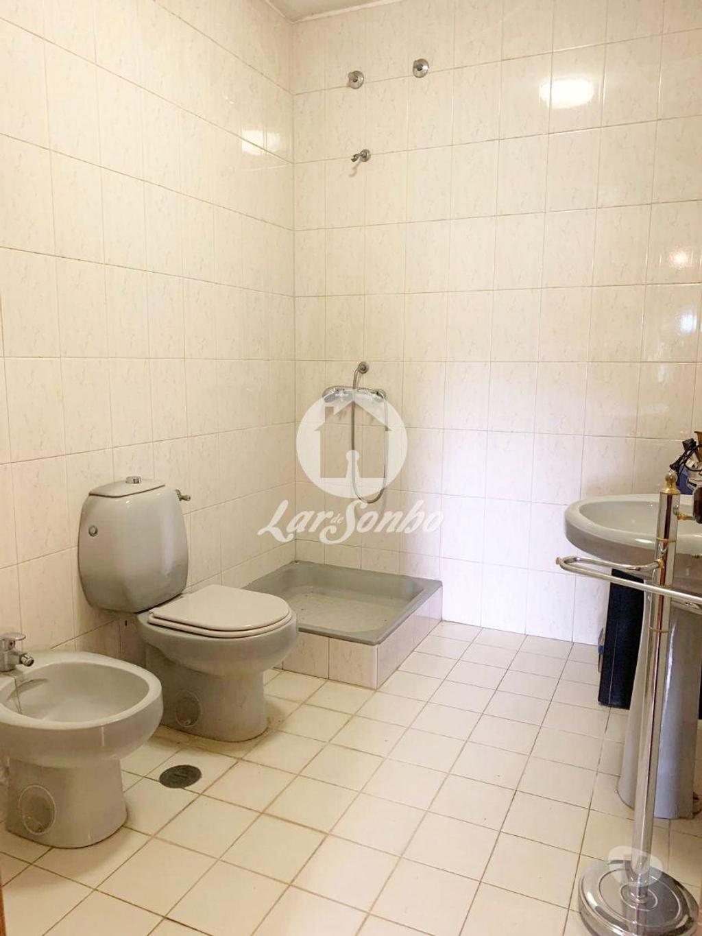 Apartamentos a venda Vila Nova de Famalicão - Fotos para Moradia com 6.250m2 em Vermoim, Famalicão (240-M-25280)