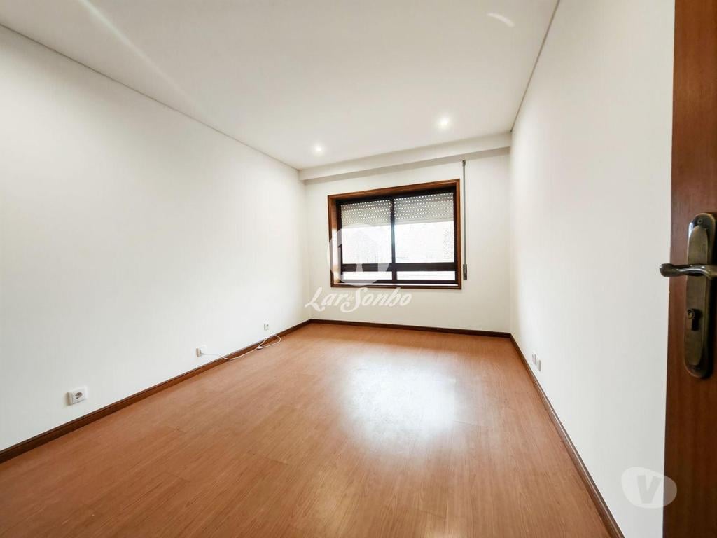 Apartamentos a venda Póvoa de Varzim - Fotos para Apartamento T3 no centro da Povoa de Varzim (240-A-23868)