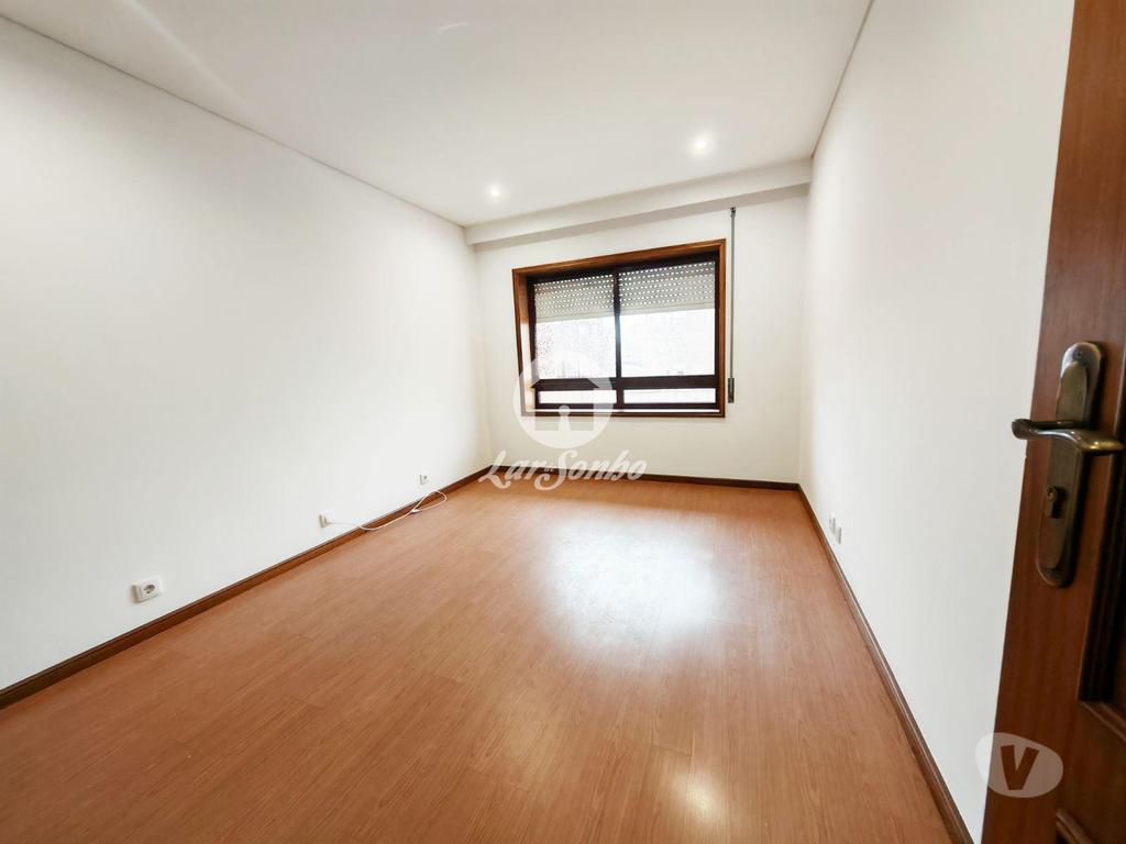 Apartamentos a venda Póvoa de Varzim - Fotos para Apartamento T3 no centro da Povoa de Varzim (240-A-23868)