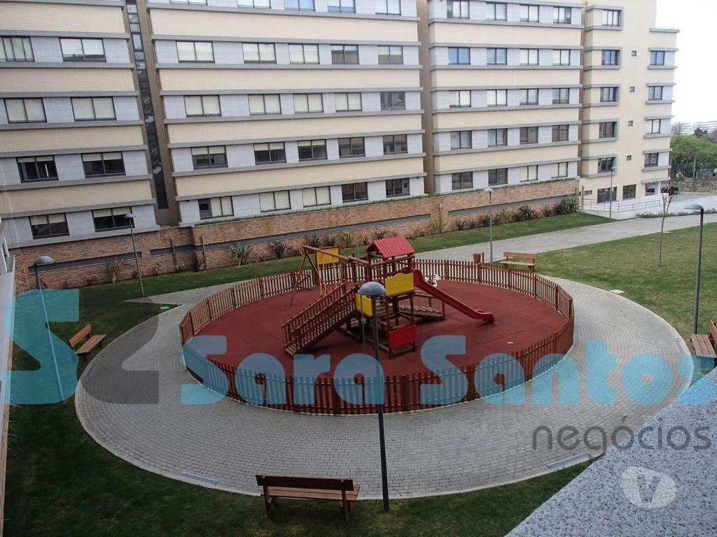 Imóveis para alugar Porto - Fotos para T2 Luxo C 2 Lugares de Garagem e Arrumo Próximo H. S. João-Porto