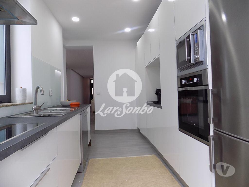 Apartamentos a venda Póvoa de Varzim - Fotos para Moradia em banda, como nova, para venda, Póvoa de Varzim - Póvoa