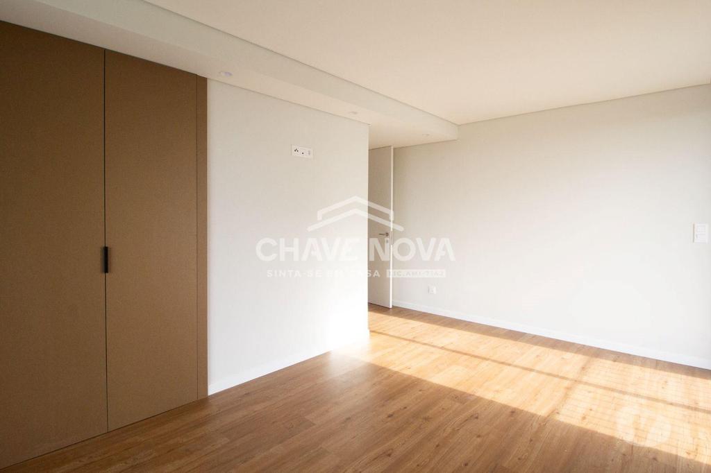 Apartamentos a venda Vila Nova de Gaia - Fotos para Vila-nova-de-gaia-T3 no edifício Lavadores Loungue (AR 04583)