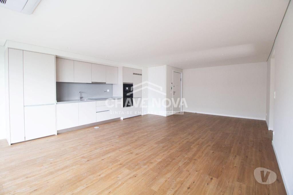 Apartamentos a venda Vila Nova de Gaia - Fotos para Vila-nova-de-gaia-T3 no edifício Lavadores Loungue (AR 04583)