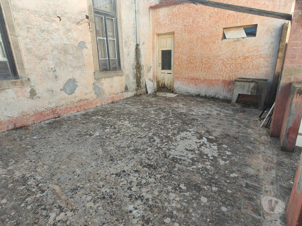 Comprar Loja Albufeira - Fotos para Antigo Consultório Médico no Centro Histórico de Albufeira