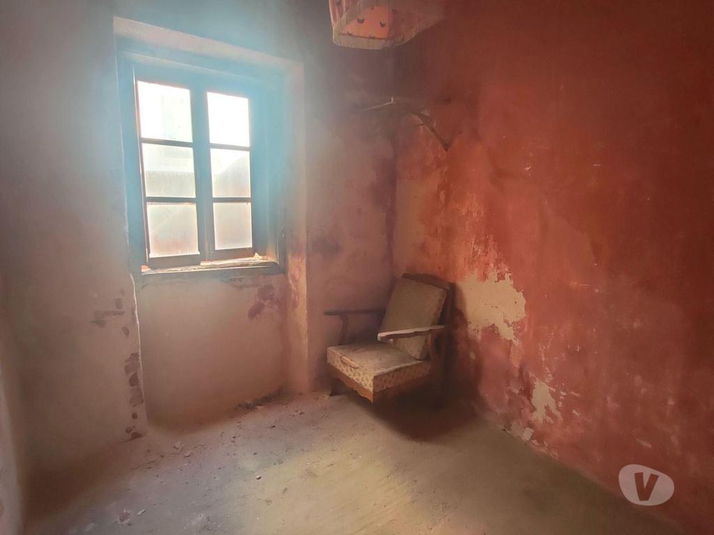 Comprar Loja Albufeira - Fotos para Antigo Consultório Médico no Centro Histórico de Albufeira