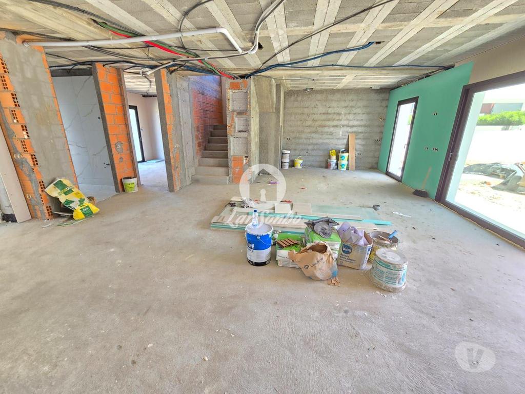 Apartamentos a venda Póvoa de Varzim - Fotos para Moradia T3 NOVA com G.F. para 1 carros em Balazar, Vila do Conde