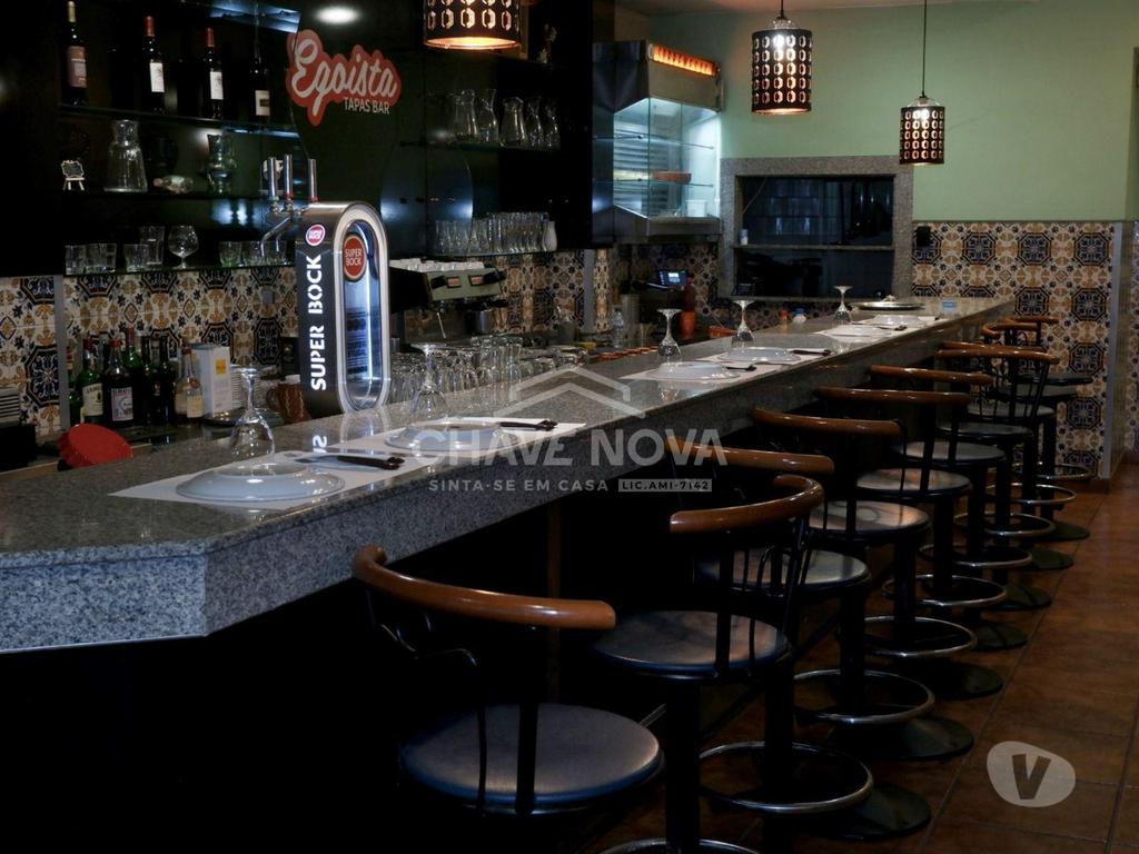 Comprar Loja Porto - Fotos para Trespasse de Restaurante Tapas na rua de Costa Cabral - Porto