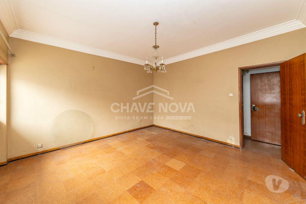 Apartamentos a venda Seixal - Fotos para Apartamento T1 no rés-do-chão, com quintal, disponível para