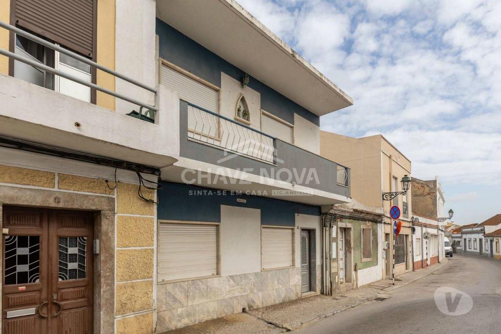 Apartamentos a venda Seixal - Fotos para Apartamento T1 no rés-do-chão, com quintal, disponível para