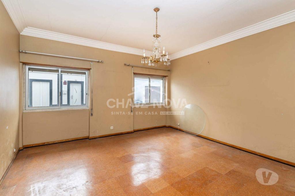 Apartamentos a venda Seixal - Fotos para Apartamento T1 no rés-do-chão, com quintal, disponível para