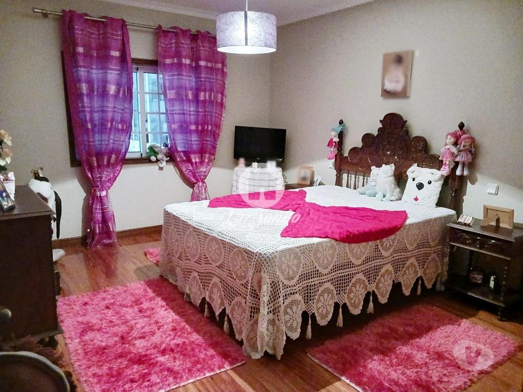 Apartamentos a venda Guimarães - Fotos para Moradia T3 c Restaurante no r chão, em Lordelo, Guimarães!