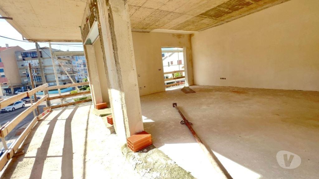 Apartamentos a venda Seixal - Fotos para NOVO! Apartamento T3 na Amora Final Março 2025