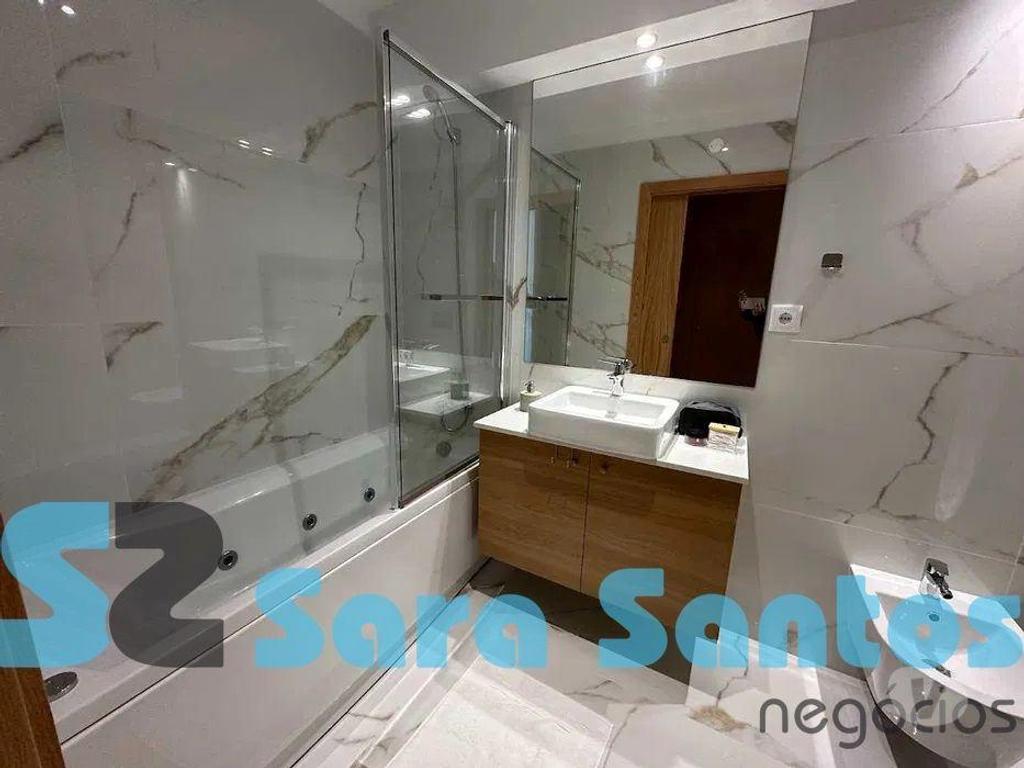 Imóveis para alugar Maia - Fotos para Luxuoso Apartamento T4 Mobiliado com Piscina Aquecida e...