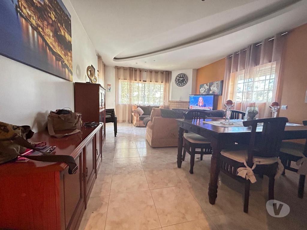 Imóveis para alugar Portimão - Fotos para Arrendamento Anual T2 em Portimão