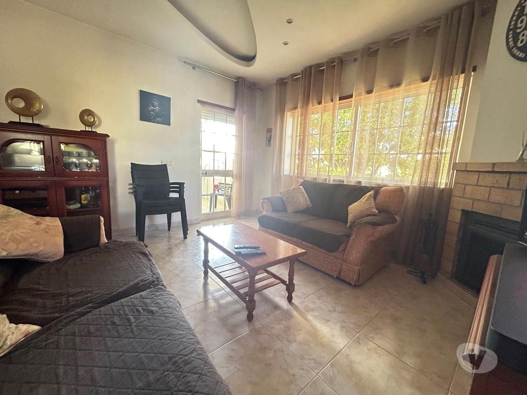 Imóveis para alugar Portimão - Fotos para Arrendamento Anual T2 em Portimão