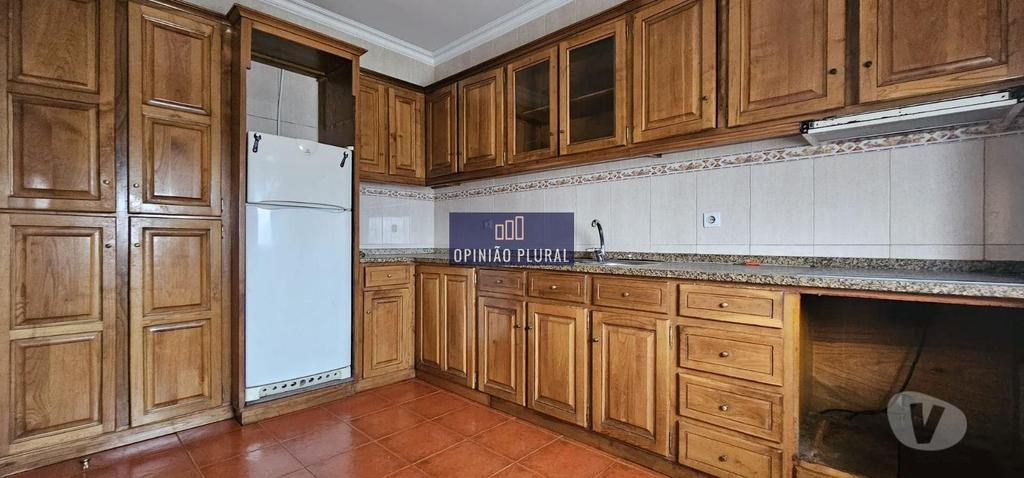 Apartamentos a venda Vila Nova de Gaia - Fotos para Moradia Tipologia T4 Independente Três Frentes em Vilar de