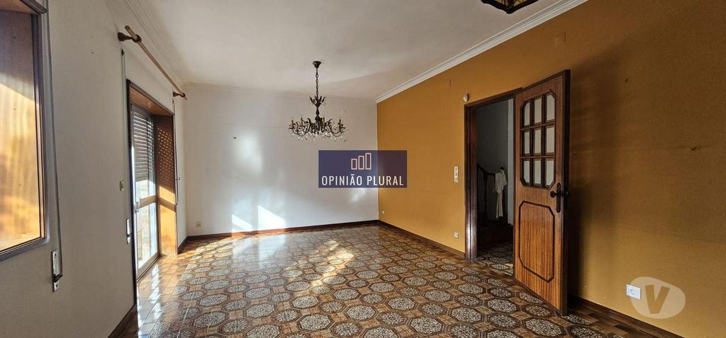 Apartamentos a venda Vila Nova de Gaia - Fotos para Moradia Tipologia T4 Independente Três Frentes em Vilar de