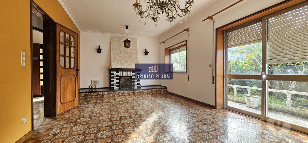 Apartamentos a venda Vila Nova de Gaia - Fotos para Moradia Tipologia T4 Independente Três Frentes em Vilar de