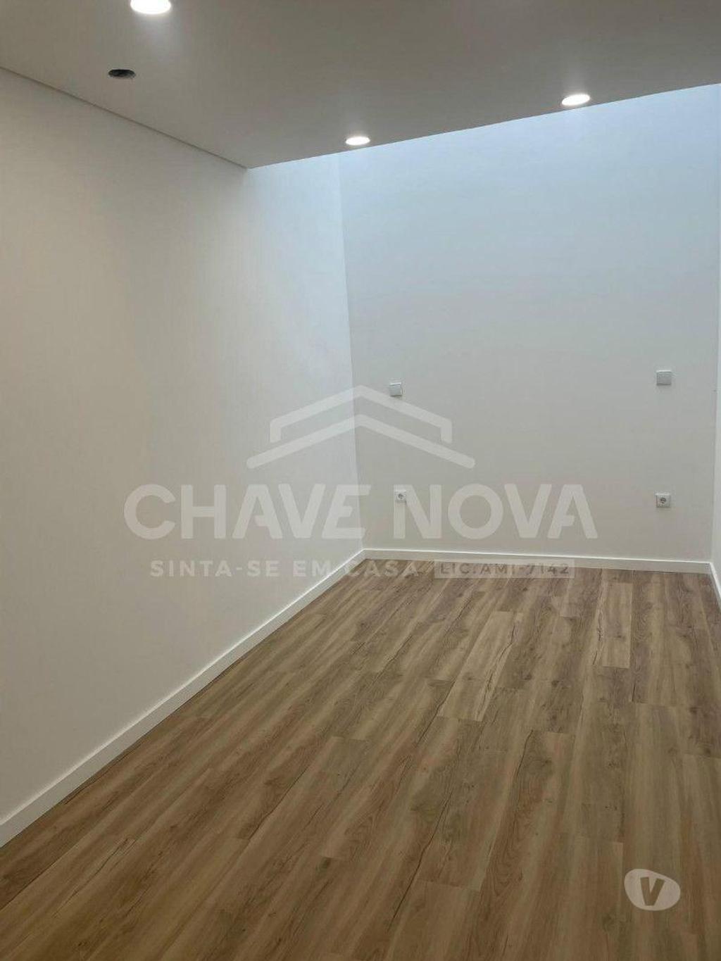 Apartamentos a venda Porto - Fotos para Apartamento T2 à venda na rua do Lindo Vale ( à Praça Marquês