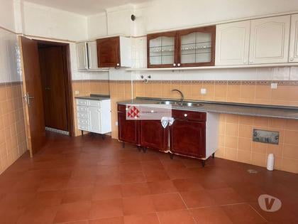 Casas a venda - Fotos para Palmela-Apartamento T3 em 1º andar em Pinhal Novo (PN 07 046)