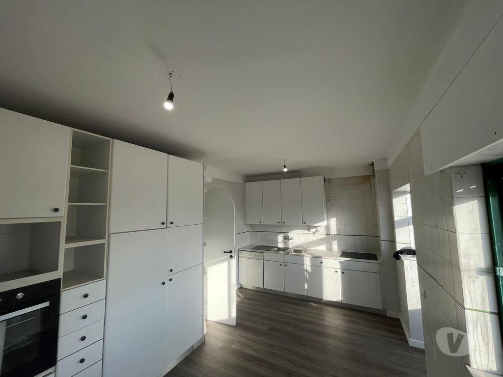 Apartamentos a venda Portimão - Fotos para Portimao-Apartamento T3 remodelado (ALBF 00185)