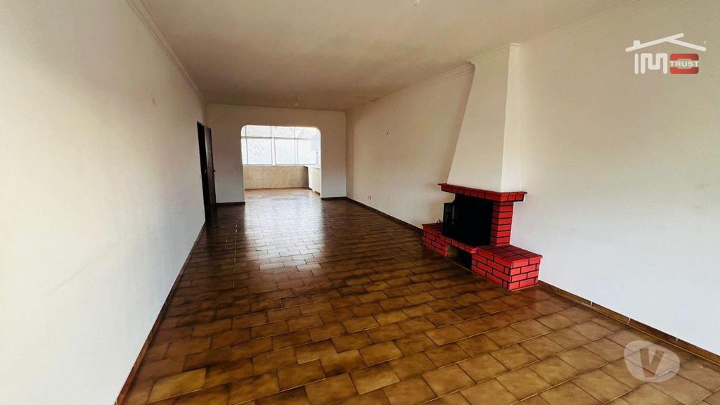 Imóveis para alugar Moita - Fotos para Moradia T2+4 em Banda Na Baixa da Banheira ARRENDAMENTO