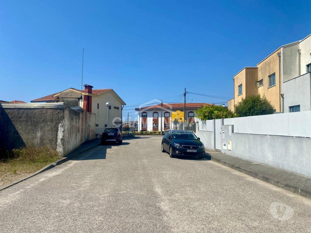 Terrenos Ovar - Fotos para Terreno à Venda em Esmoriz de 1600m2 Perto da Avenida da Praia
