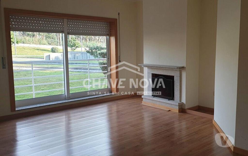 Apartamentos a venda Vila Nova de Gaia - Fotos para Apartamento T3 c Lugar de Garagem em Canelas (Edifício