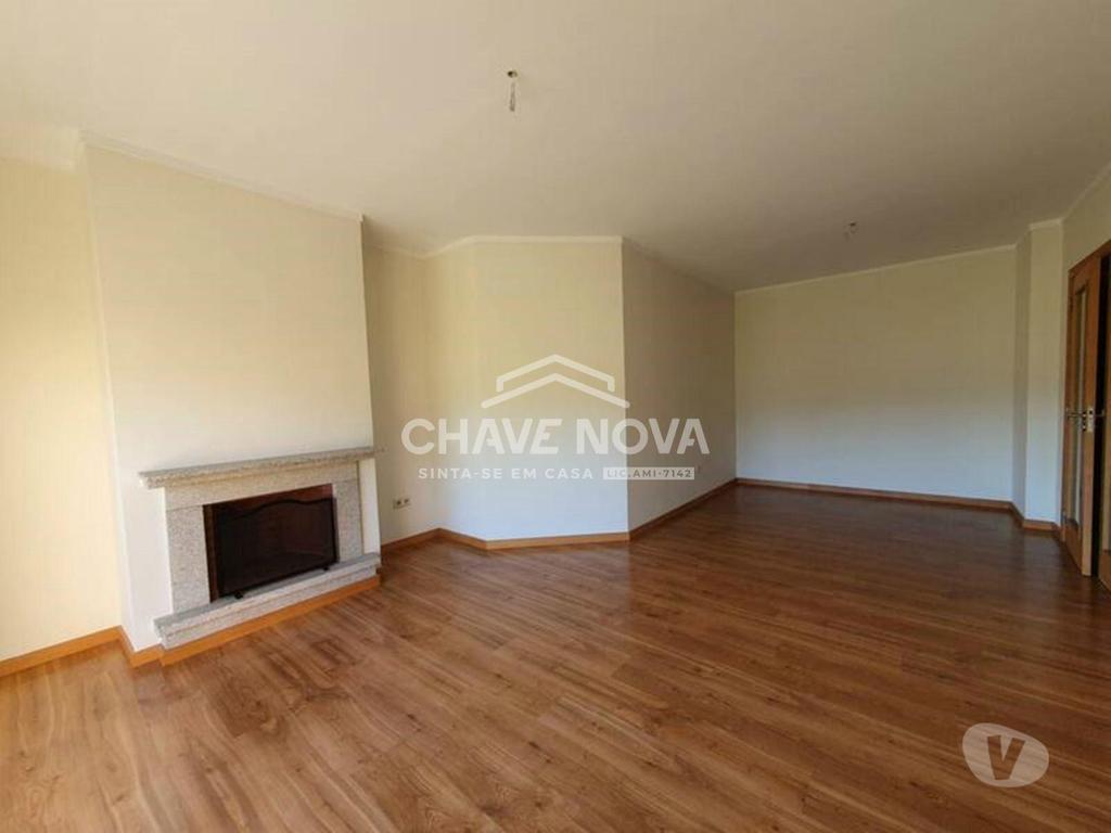 Apartamentos a venda Vila Nova de Gaia - Fotos para Apartamento T3 c Lugar de Garagem em Canelas (Edifício