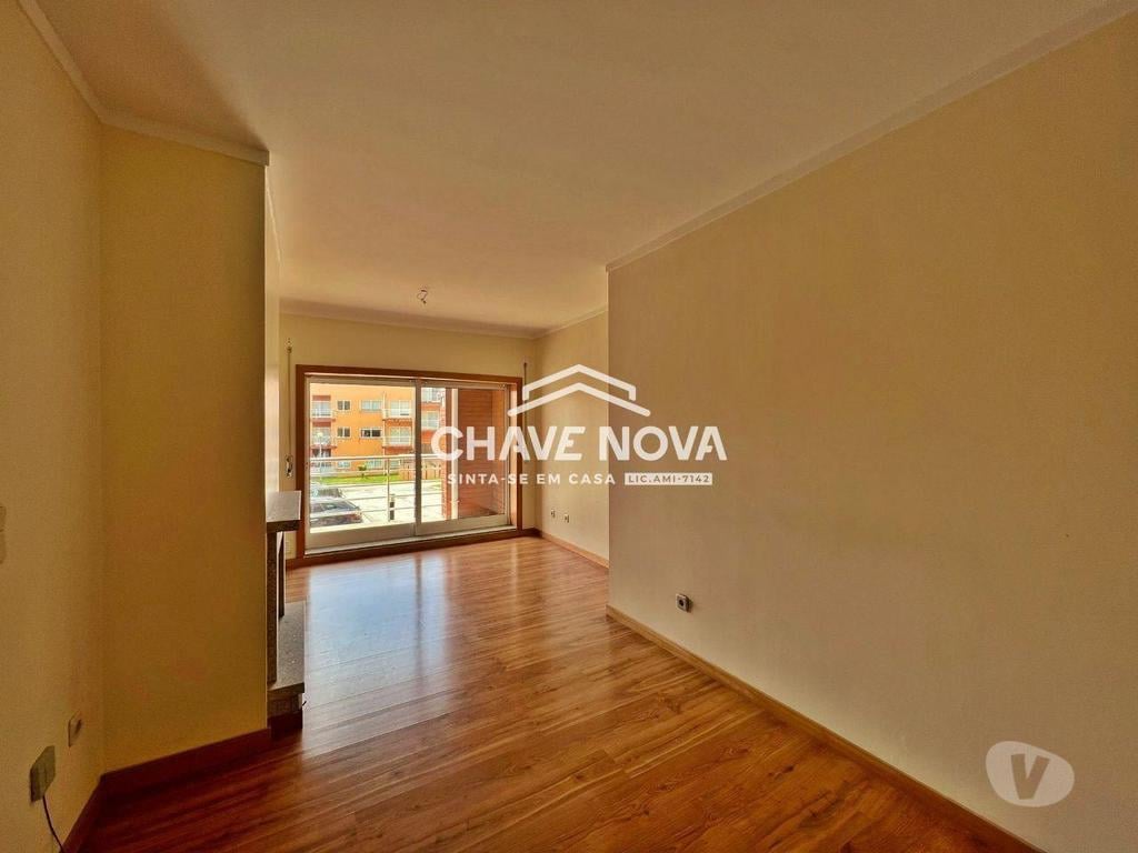 Apartamentos a venda Vila Nova de Gaia - Fotos para Apartamento T2 c Lugar de Garagem em Canelas (Edifício