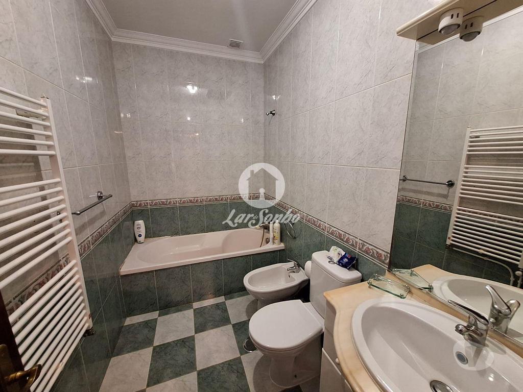 Apartamentos a venda Barcelos - Fotos para Barcelos-Moradia individual com terreno (265-M-01410)