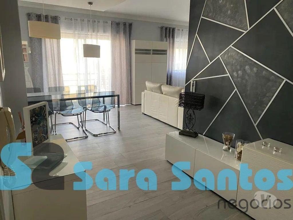 Imóveis para alugar Matosinhos - Fotos para T2 Mobilado e Cozinha Equipada próximo Norte Shopping- Sra. Hora