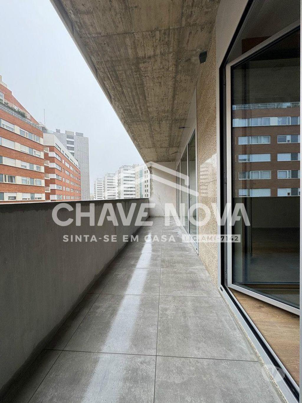 Imóveis para alugar Porto - Fotos para Arrendamento T1 c lugar de garagem no Porto