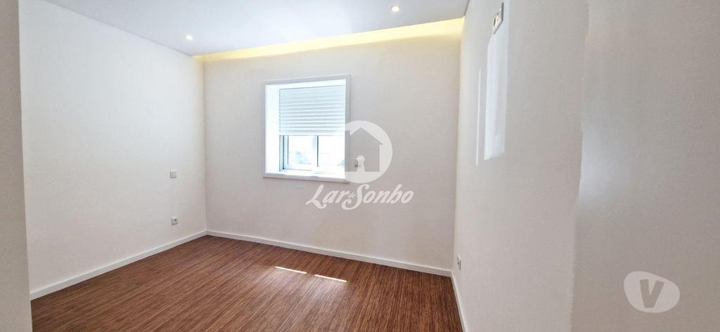 Apartamentos a venda Póvoa de Varzim - Fotos para Apartamento T3 Como Novo a 100m da praia da Póvoa de Varzim