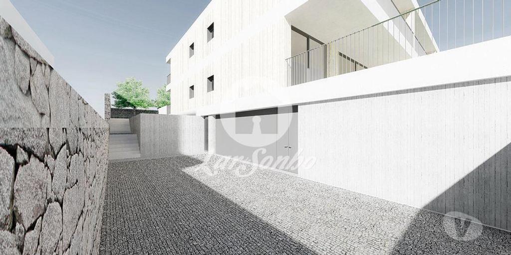 Comprar Loja Vila do Conde - Fotos para Terreno para construção urbana c 2.371m2 em Touguinhó - Vila...