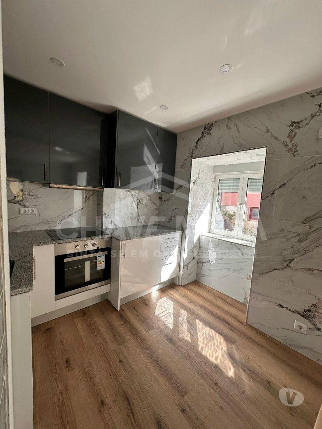 Apartamentos a venda Porto - Fotos para Apartamento T2 duplex em Massarelos Cais das Pedras - Porto
