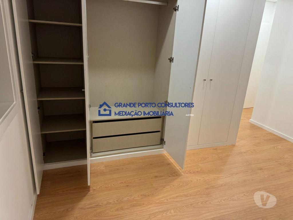 Apartamentos a venda Maia - Fotos para Maia-Moradia T3 Nogueira junto ( Maia Jardim Shoping ) (M-00736)