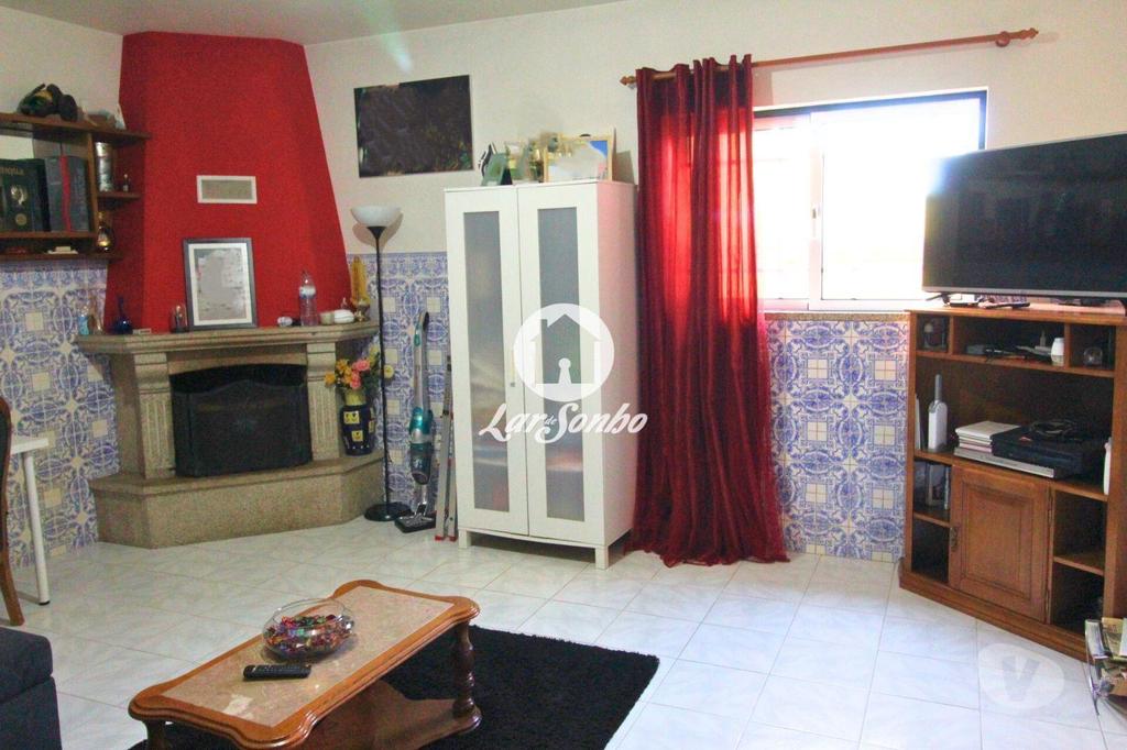 Apartamentos a venda Barcelos - Fotos para Moradia individual T4 com garagem fechada e jardim em Barcelos