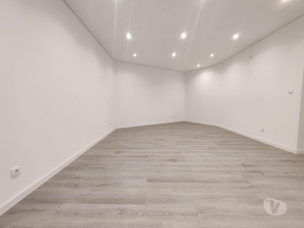 Apartamentos a venda Vila Nova de Gaia - Fotos para Moradia T2 Renovada - São Félix da Marinha (811242014)