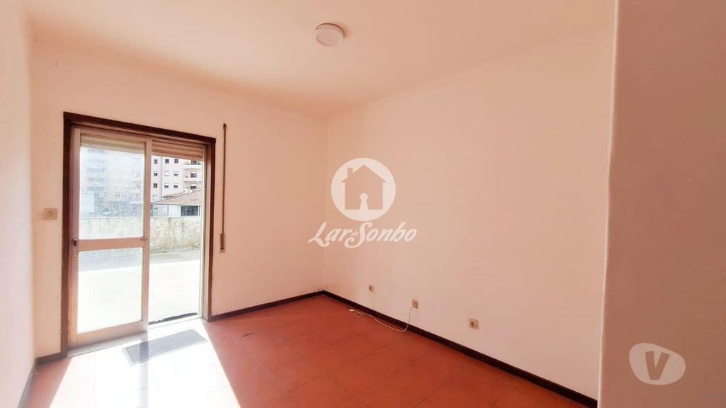 Apartamentos a venda Vila Nova de Famalicão - Fotos para Apartamento T3+1 c terraço privado no centro de Vila Nova de